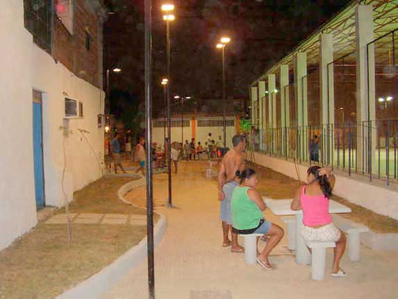Construção de Praça com Quadra Poliesportiva - RJ