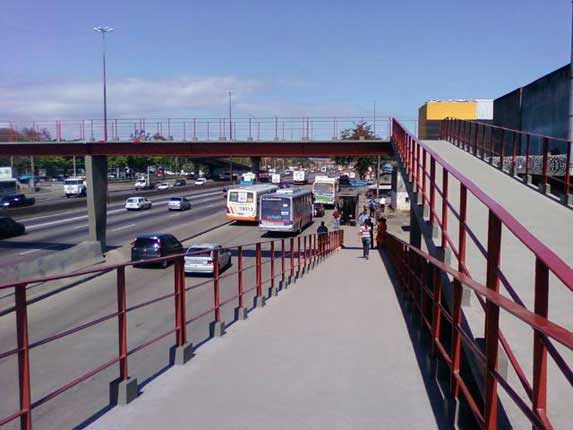 Recuperação Estrutural e Construção da Passarela 16 Av. Brasil-RJ Recuperação Estrutural e Construção da Passarela 16 Av. Brasil-RJ