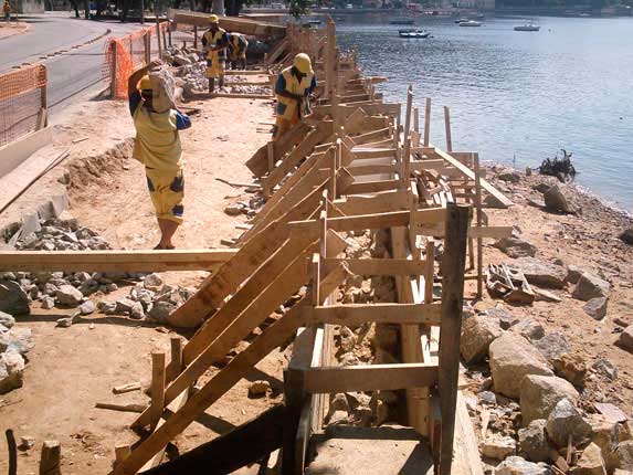 Construção de Muro Calçamento RJ